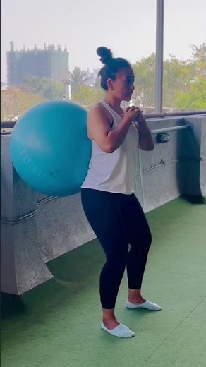 How to: Wall Squat w/Stability Ball