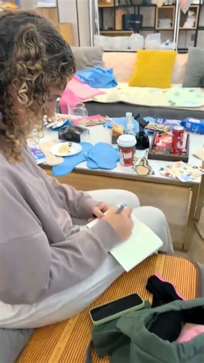 client write details of reusable sanitary pad