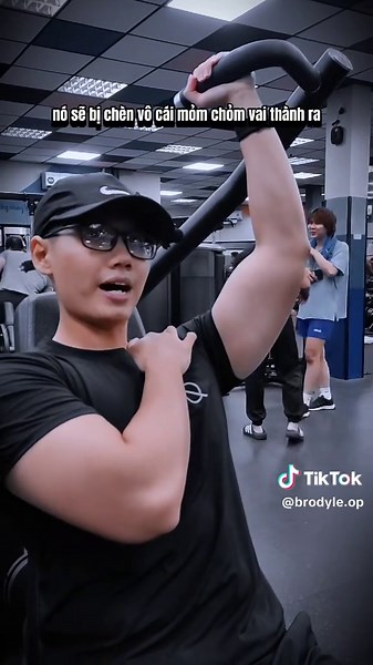 Kỹ Thuật Tập Vai Cho Người Mới Bắt Đầu