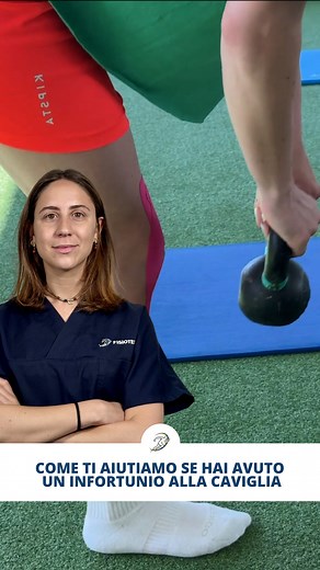 🦶🏻 Infortunio a piede o caviglia? Ecco come recuperare davvero. Distorsione, trauma o post-intervento ➡️ se vuoi tornare a camminare senza dolore, serve un percorso su misura! Nel nostro video ti spieghiamo cosa facciamo per rimetterti in piedi in sicurezza: ✅ TECAR e Laser ad alta potenza per ridurre subito dolore e infiammazione ✅ Recupero del movimento articolare ✅ Rinforzo e stabilità per evitare ricadute 🎥 Guarda il video e scrivici e ti aiutiamo a rimetterti in moto! #fisioterapiaparma 
