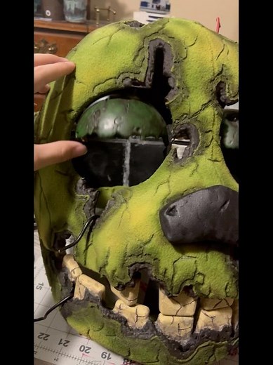 Making a SpringTrap cosplay final part #fnaf #springtrap #cosplay #fnafcosplay #williamafton #fnaf3￼