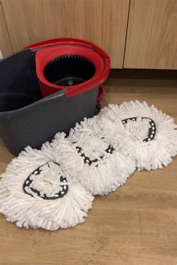 Effective Home Cleaning Tips with a Cedar Mop