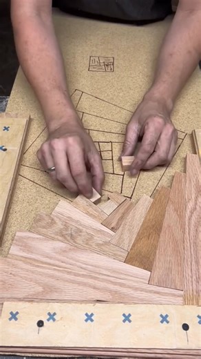 John Heymans on Instagram: "Solid Wood Simple Parquetry - 400*400mm Pure Solid Wood, Handcrafted Parquetry. #flooring #flooringdesign #flooringideas #newflooring #oakflooring #flooringcontractor #interiordesign #parquetflooring #fpy"