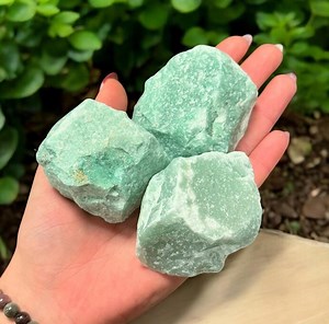 Large Raw Green Aventurine Crystal – Natural Rough Healing Stone, Health and Wealth, Heart Chakra Energy, Lucky Stone, Meditation & Grid Use - Etsy