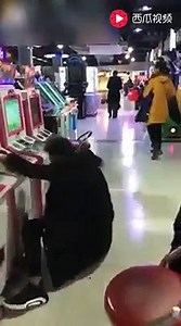 Daily Funniest - Funny people so hilarious  Facebook-1540663592946-201810272106316ee395d3-eaf9-482c-