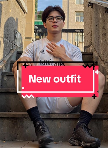 Fashionable Football Looks for Men