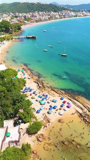 Praia da lagoinha Bombinhas
