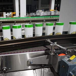 [Hot Item] 42, 000 Bottles Per Hour Fully Automatic Single Head Sleeving Machine