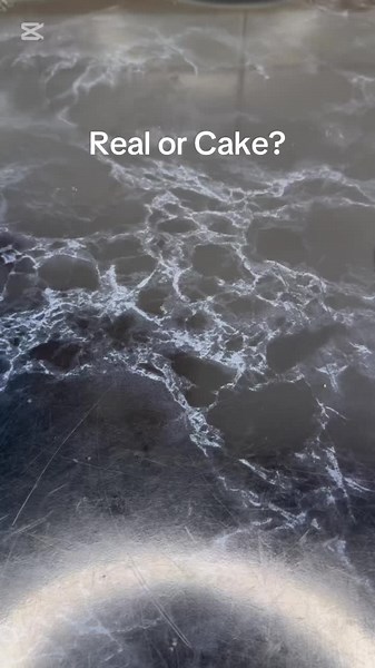 Real or cake?