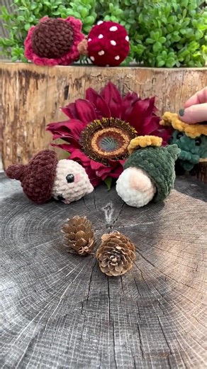 Itty Bitty Garden Pops Crochet Pattern: Gnome, Acorn, Flower, Mushroom (PDF Download) - Etsy