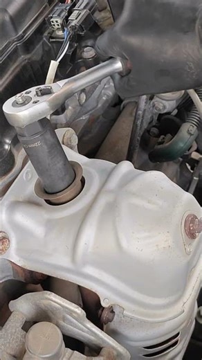 Remove air-fuel sensor with special socket
