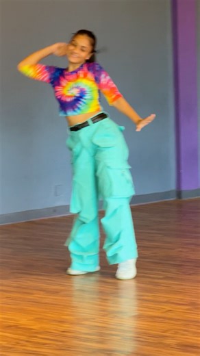 73K views · 2.8K reactions | Short Girlsලගේ වසරේ ගීතයට Chill එකේ DaNcE කරමු  Spicy New Steps by COOL STEPS ️ Chille by @NUSHIKA ️ DC @RaMoD  @Saumya Shenali @shenayagayathri Thiyansa #coolsteps #chille #ramodchoreography | Cool Steps Dance Studio | Facebook