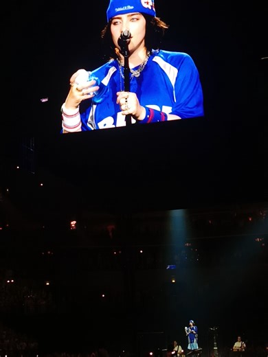 prague was very good #billieeilishedits #billieeilish #fyp #viral #billie @BILLIE EILISH