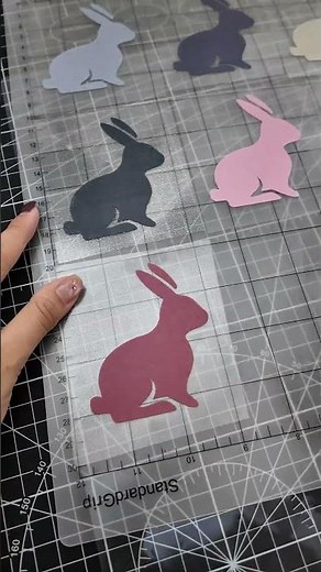 Listen! 20 Seconds of HTV Therapy. #fyp #asmr #heattransfervinyl #htv #heattransfervinyl