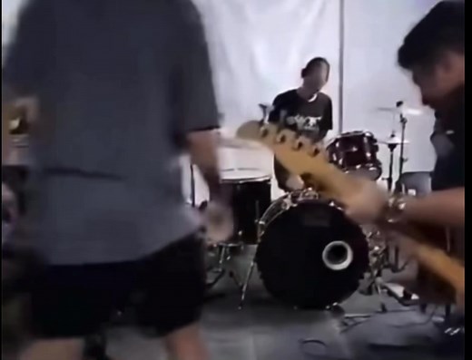 366K views · 9.8K reactions | Se calentaron los madrazos con los firulais | Los 4 | Facebook