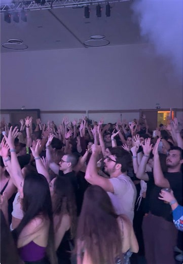 Furacão 2000: Elevando o Clima do Baile Funk