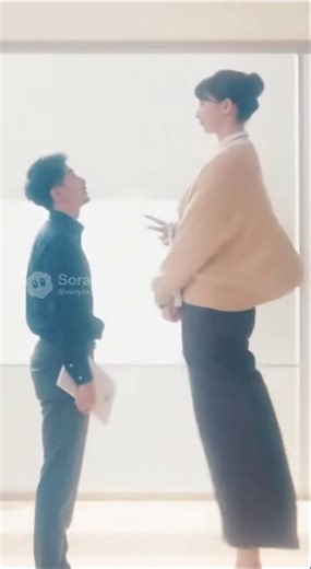 新人時代しっかりやれよと注意された→今は私が教育係、素直に聞いてね?(巨大化) #shorts #giantess #growth #sizechange #立場逆転 #巨大化 #tallwoman