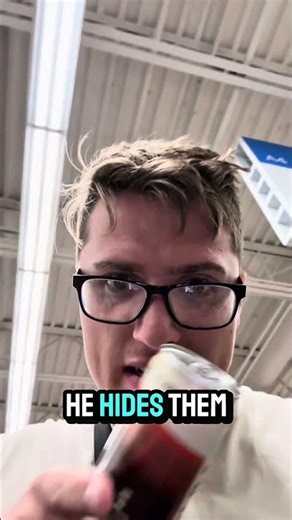 I’m in a war with a Walmart worker #fortnite #streamer #twitch #fortnitemares #fyp #dad #streaming