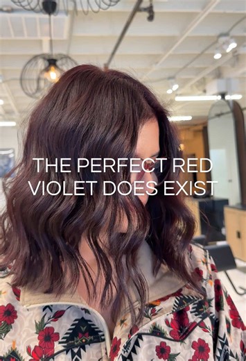 The perfect red violet hair color does exist! We did a HUGE hair transformation and let me tell you, I’m OBSESSED! I achieved this color using @redken color fusion shades eq to gloss • if you are located in Tucson & looking for a hairstylist you’re in the right place 🫶🏼 • DM me for booking info ✨ . . . . . . #hairstyle #tucsonhairstylist #uofa #redken #redhair 📍Conrad & blue hair salon