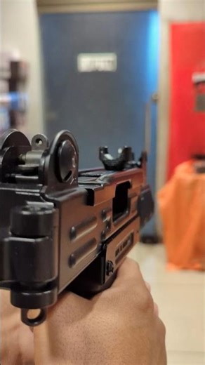 KWC Sub Machine Gun SMG Mini Uzi Full Auto Blowback #shortvideo #shotsfeed #airsoft #short #uzi #cz