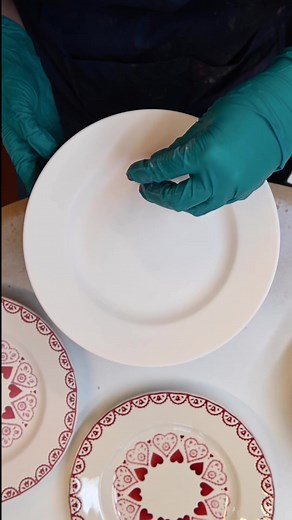 68K views · 539 reactions | Think Pink.  Our recently relaunched Pink Sampler pairs perfectly with our perennial Pink Hearts pattern. #emmabridgewater | Emma Bridgewater | Facebook