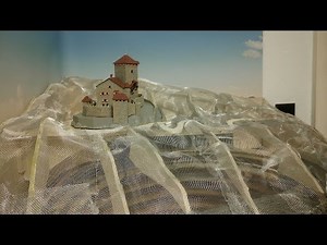 B4 Ein Berg im Bau, gestaltung der Grundform mit Fliegengitter