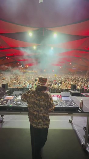 @Carlita bringing magic to the @The Do LaB stage in Coachella ✨🫶 #coachella #thedolab #carlita #housemusic #fyp