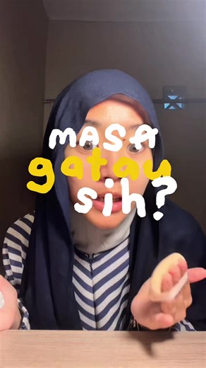 Essential Makeup Tutorial with Compact Powder and Blush