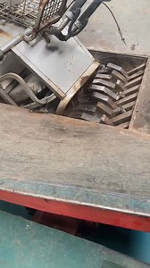 Dual-axis shredder, scrap metal recycling, plastic shredder, fabric shredder, domestic waste shredder, scrap crusher, metal shredder, Telegram WhatsApp: 8618539917909 The dual-shaft shredder brings unprecedented efficiency and power to the industrial crushing field with its revolutionary dual-shaft technology. This kind of powerful shredding and precise control equipment can convert industrial waste into recyclable resources and become a double-edged sword in the field of industrial crushing. It