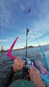 Boogie loop (BKL) in 15kts #kiteboarding