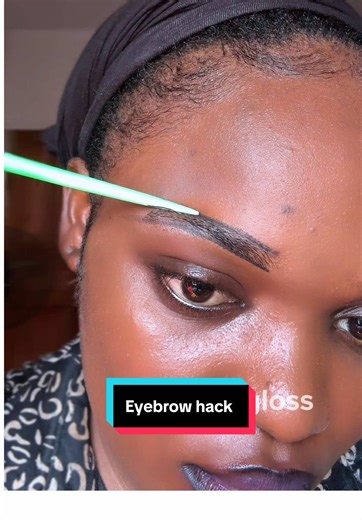 Beginner's Friendly Eyebrow Tutorial for Flawless Brows