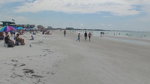 20 reactions | We wanted to take a moment to share how beautiful Siesta Key Beach was over the weekend. | Tropical Breeze Resort | Facebook