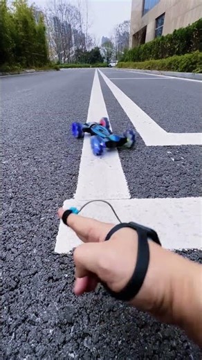 Controlling a Car with Just a Gesture – Is It Possible? #shorts #car #toys #rccar
