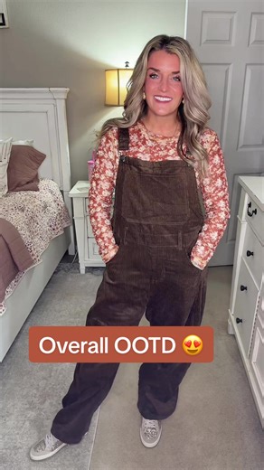 Comfy Brown Corduroy Overalls Outfit Ideas
