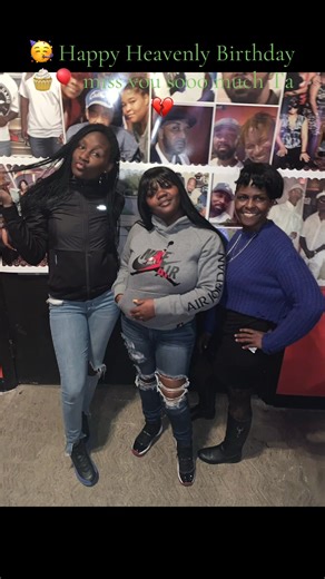 🥳 Happy Heavenly Birthday 🎉🎈to my Ma 🫶🏾 I miss you sooo much Ta 😩 Girlll this world ain’t shhh w/o you, But you know yo oldest girl gone hold it down Forever 🦍 Yall wish my loveee a HappyBirthday 💚🧁 #dontowncopyrightstomusic | Nene Williams