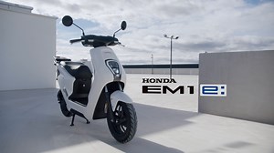 ❌ MODELLNEWS von der EICMA ❌ Der EM1 e: - das erste elektrische...