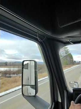 Driving through Maine USA during the fall 🇺🇸 #shorts