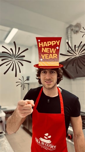 Luca Bacci on Instagram: "✨ Capodanno con il sapore della tradizione lucchese ✨ Sono aperte le prenotazioni di Capodanno 🎉 📞 Puoi ordinare: ➡️ chiamando direttamente la Macelleria da Marcello ➡️ oppure scrivendomi su WhatsApp 📆 Prenota per tempo e porta in tavola il gusto vero della nostra terra. #tordellilucchesi #luccafood #igerslucca #cucinatipicalucchese #capodannointavola"