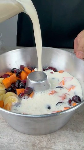 7.5K views · 72 reactions | This best fruit dessert I've ever made is simply delicious | My Recipes | Facebook