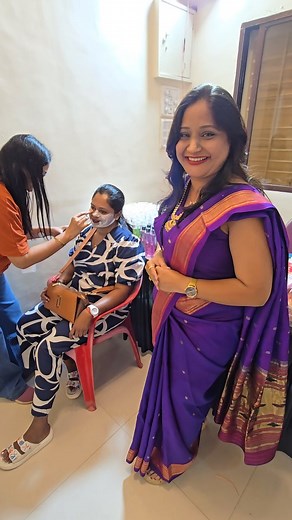 Live demo available aahe, lavkar yaa exhibition la and try karun bhaga aamche products #reels #mumbaikar #sonalcosmatics #salesalesale #beautyblogger #exhibition #ghatkopar #makeup #MakeupArtist #viralvideos #InstaReels | sonalcosmatics