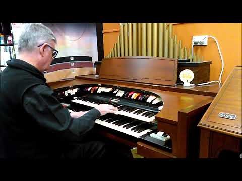 Conn 643 Theatre Deluxe Organ