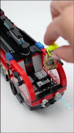 LEGO City 60499 Airport Fire Truck Part 3 #lego#legocity#legofire#legotruck#legoairportfiretruck