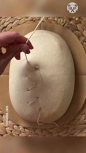 6.2K views | Sewing a sourdough bread - look at this pattern! Partner: sourdough_enzo IG: https://www.instagram.com/sourdough_enzo/ TT: https://www.tiktok.com/@sourdough_enzo | Lady Panda | Facebook