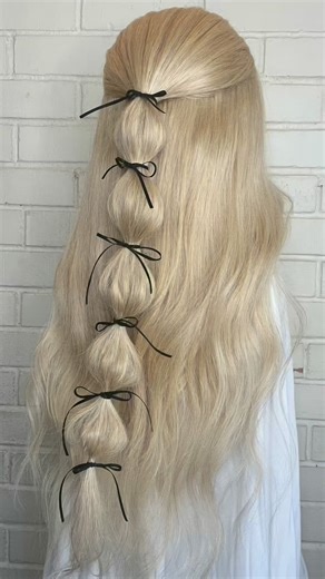 38K views · 98 reactions | Don't let the holiday chaos mean you don't have time for cute party hair, try this quick bubble braid ♥️﫧 | Cute Girls Hairstyles | Facebook