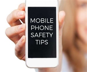 Phone Safety Tips: अपने फोन को कैसे रखे सुरक्षित? ये 7 टिप्स करेंगे आपकी मदद - How to secure Your smartphone these 7 Tips and Tricks will Help you