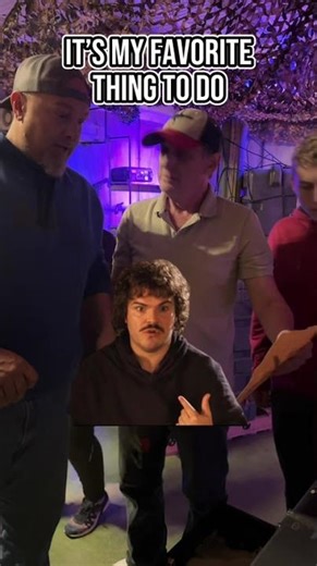 ESCAPE ROOM FUNNIES 10 SEC_43C6362E-18EB-406B-9EC1-27919217A3F7