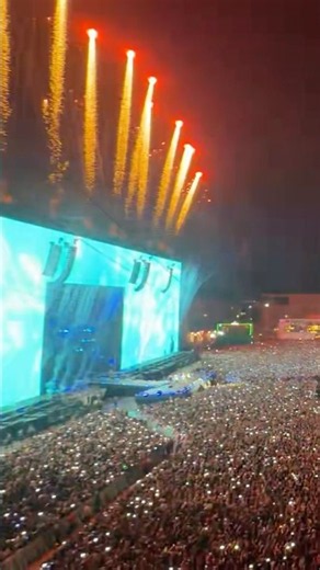 오늘 Palco Mundo 스테이지를 꽉 채워준 스테이의 열기, 함성 소리 잊지 않을게요! 🎸⚡