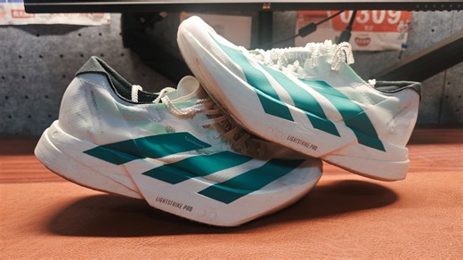 我的破三战靴---Adidas Pro4