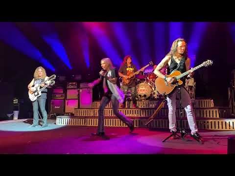 Tesla - "Love Song" (Live) - Aztec Theater San Antonio, Texas