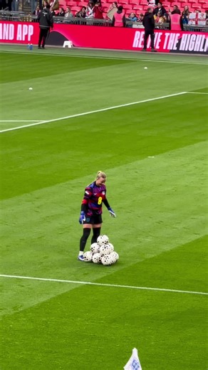 Hannah Hampton's Pre-Spain Game Fun with England Lionesses